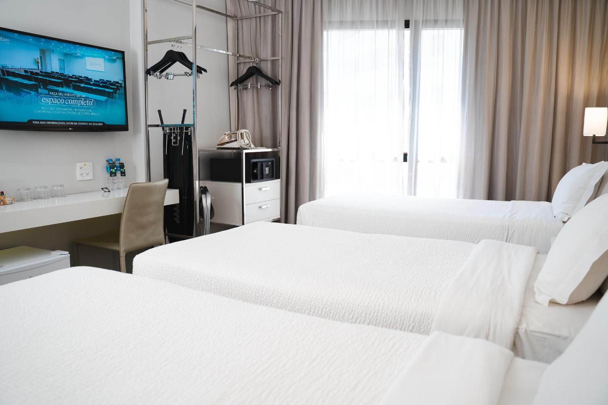 Radisson Rio De Janeiro Barra Otel Dış mekan fotoğraf A room at the hotel