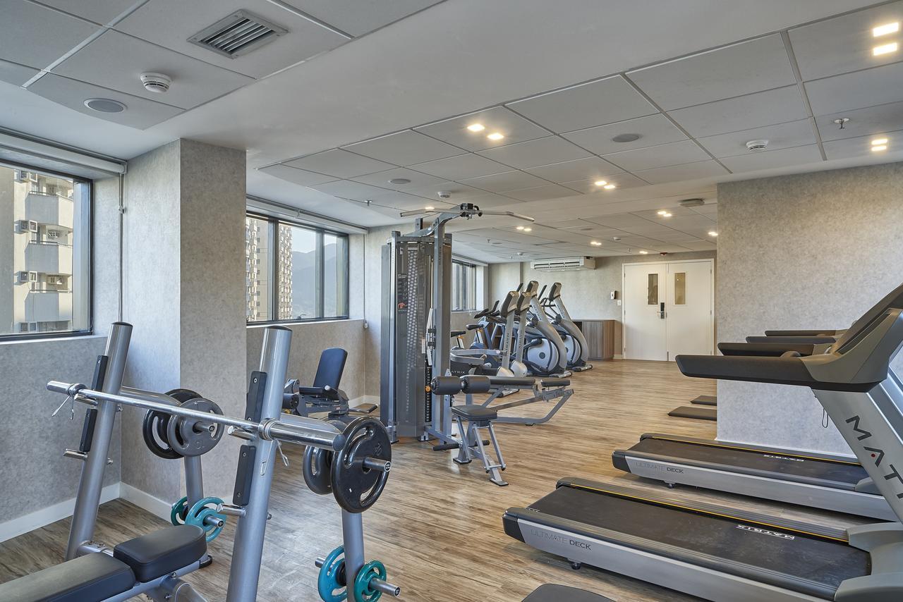 Radisson Rio De Janeiro Barra Otel Dış mekan fotoğraf The gym at the 100 North Main Street building