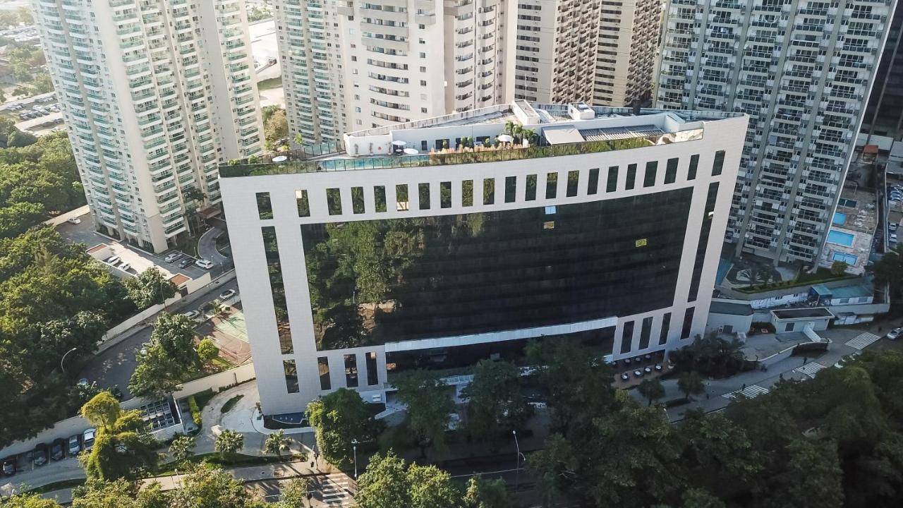 Radisson Rio De Janeiro Barra Otel Dış mekan fotoğraf Aerial view of the building